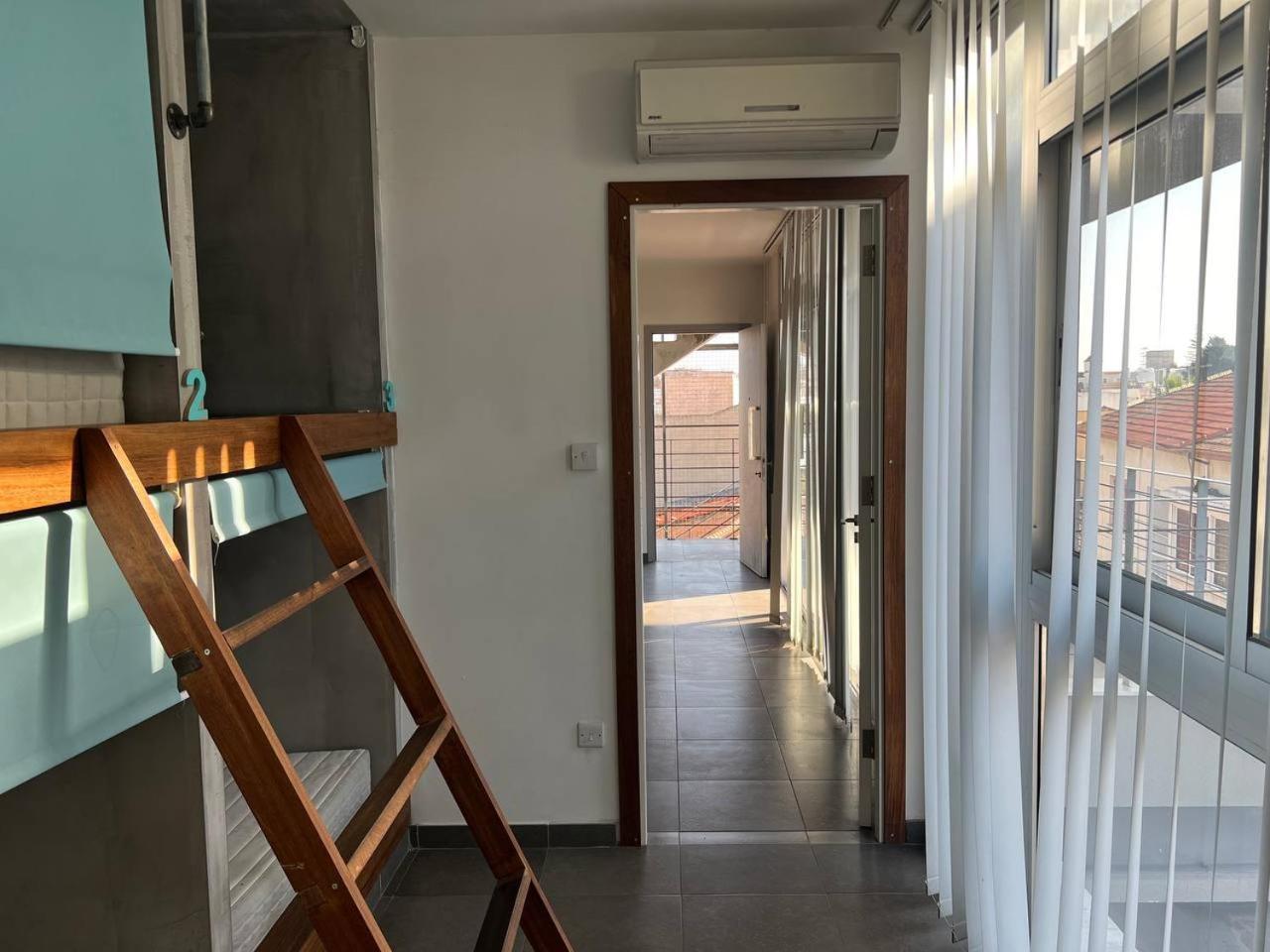 Jedi Hub Hostel Лимасол Экстерьер фото